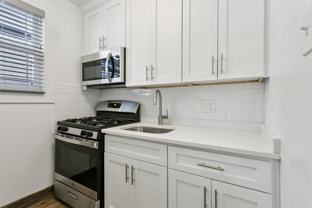 75 30th St #G1 - Photo 1 of 1