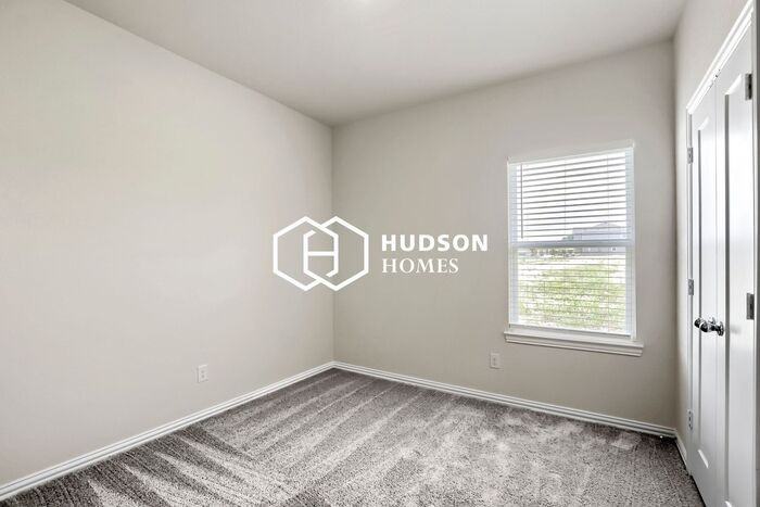 1308 Richards Ranch Rd - Photo 7 of 13