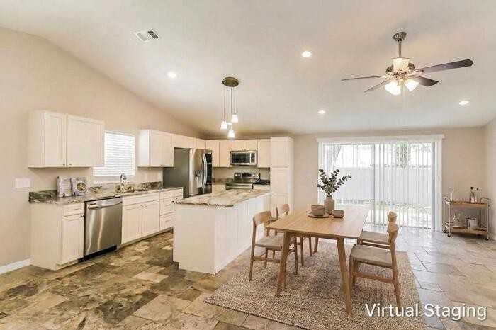 16051 Grass Lake Dr - Photo 3 of 19