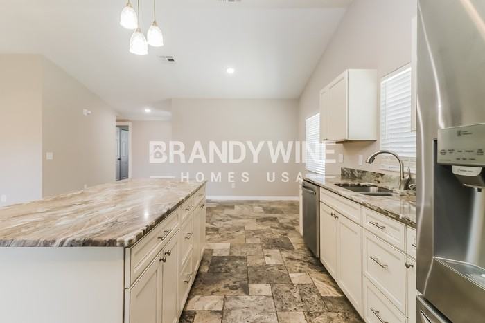 16051 Grass Lake Dr - Photo 7 of 19