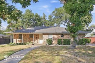 301 Woodhaven Dr - Photo 1 of 1