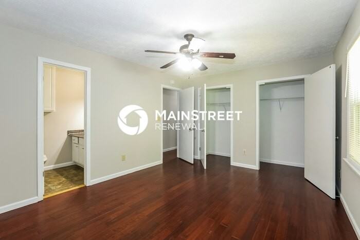 302 Meek Dr - Photo 7 of 16