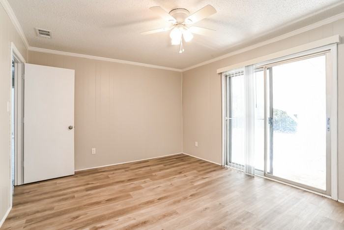 6613 Elm Forest Dr - Photo 5 of 12