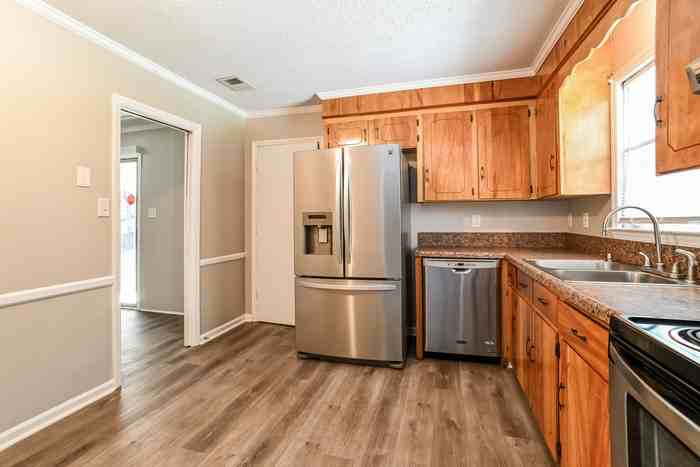 6613 Elm Forest Dr - Photo 6 of 12