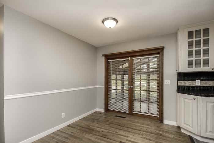 5149 N Palmer Ave - Photo 3 of 10