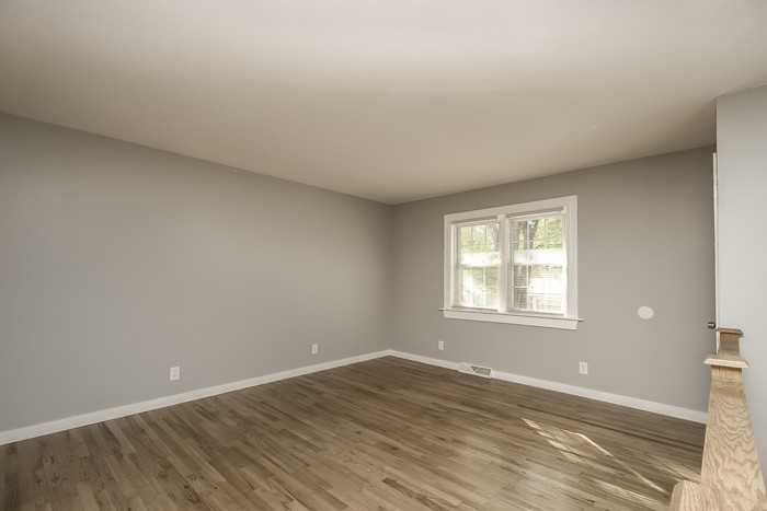 5149 N Palmer Ave - Photo 5 of 10