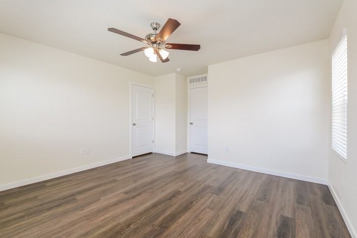 13520 Oneida Ln - Photo 2 of 16