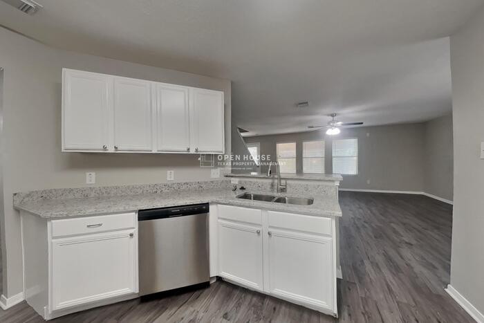 3106 Clipper Winds Way - Photo 5 of 25