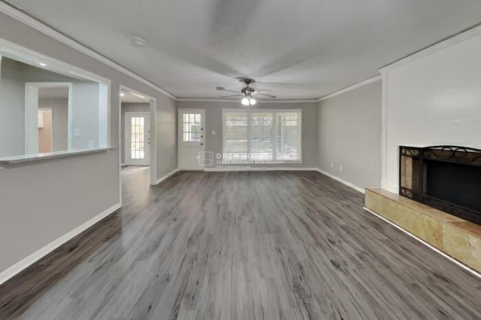 505 S Rivershire Dr - Photo 4 of 23
