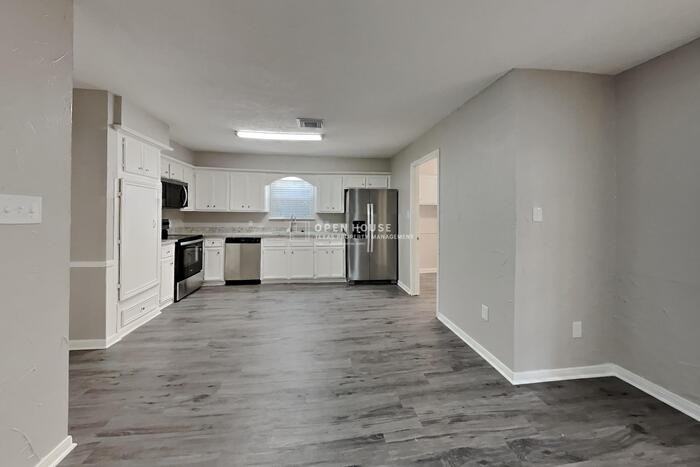 505 S Rivershire Dr - Photo 7 of 23
