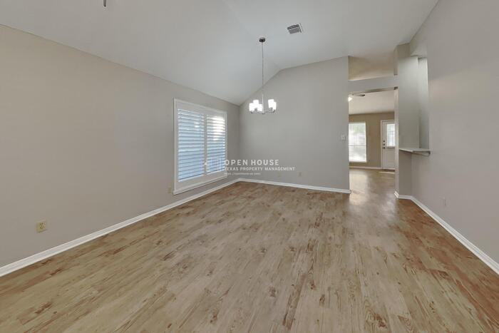 12203 Canterhurst Way - Photo 5 of 21