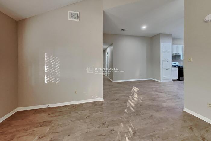 12203 Canterhurst Way - Photo 6 of 21