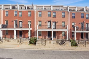 featured image of 4626 Dillon Pl