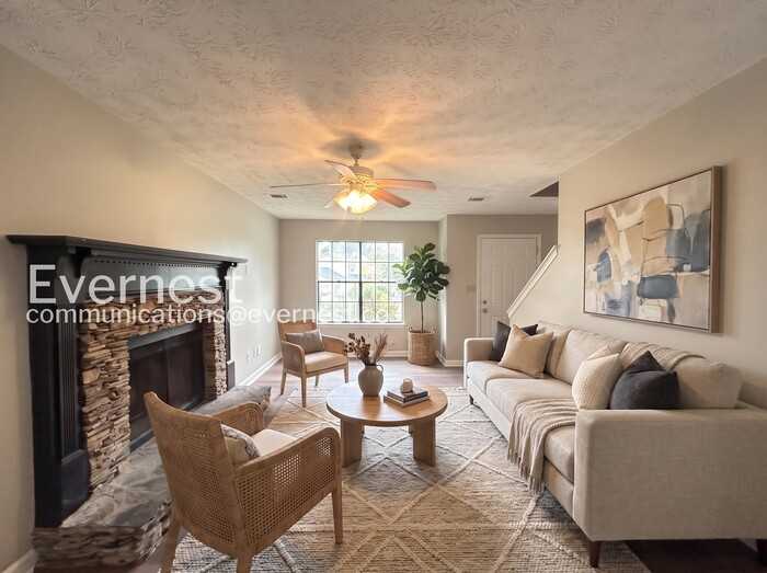 276 Windemere Way - Photo 2 of 22