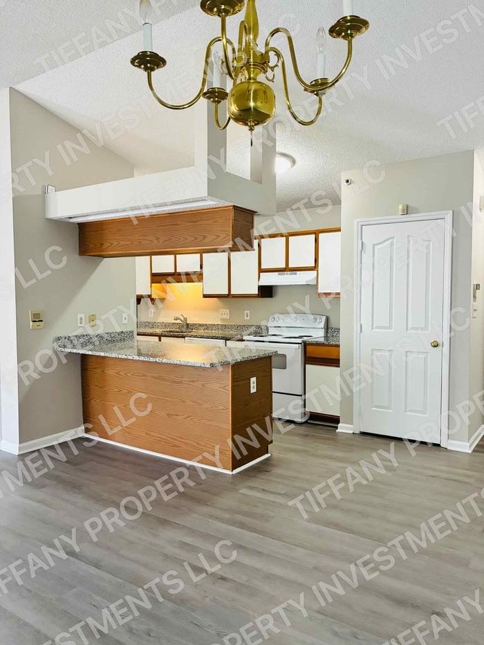 7344 Rose Terrace Ct #7344 - Photo 4 of 15