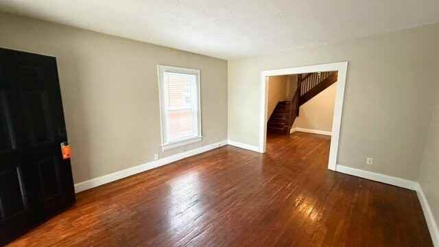 5872 Julian Ave - Photo 2 of 14