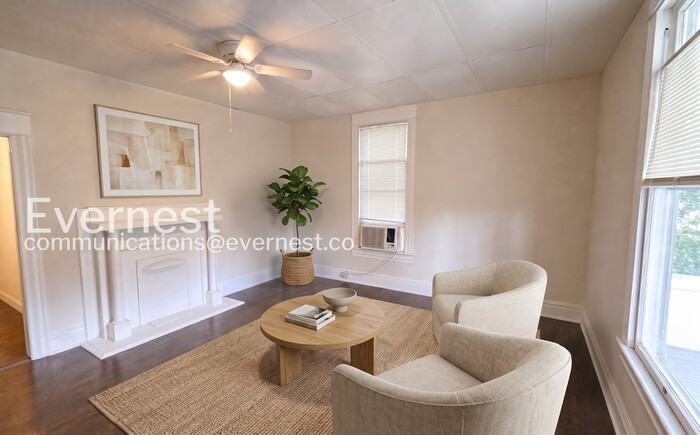 921 53rd St N #B - Photo 2 of 15
