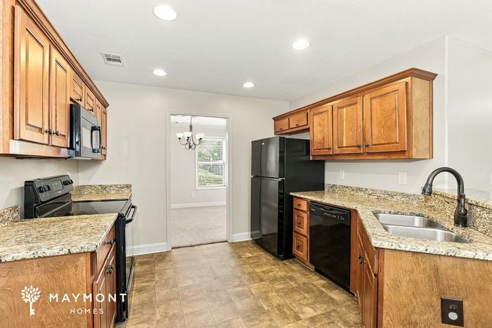 795 Lake Vista Dr - Photo 7 of 16