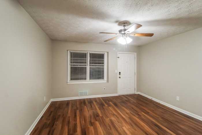 3286 Brownlee Ln Sw - Photo 3 of 16
