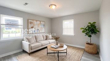 featured image of 1000 4th Ave W #1