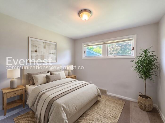 104 Maria Ln - Photo 3 of 18