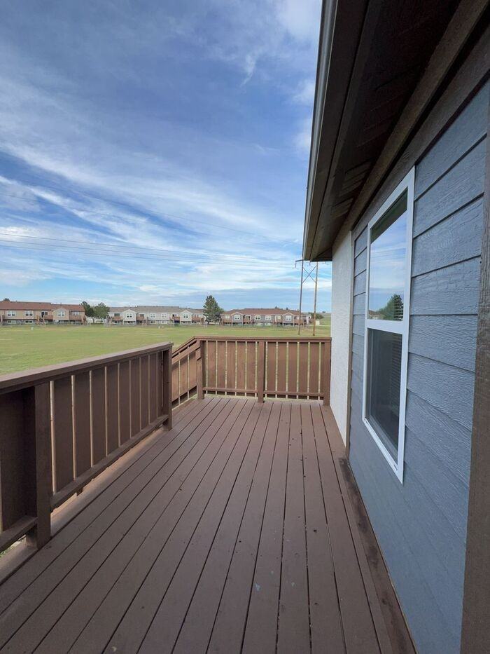 202 Dunn Ct - Photo 3 of 7