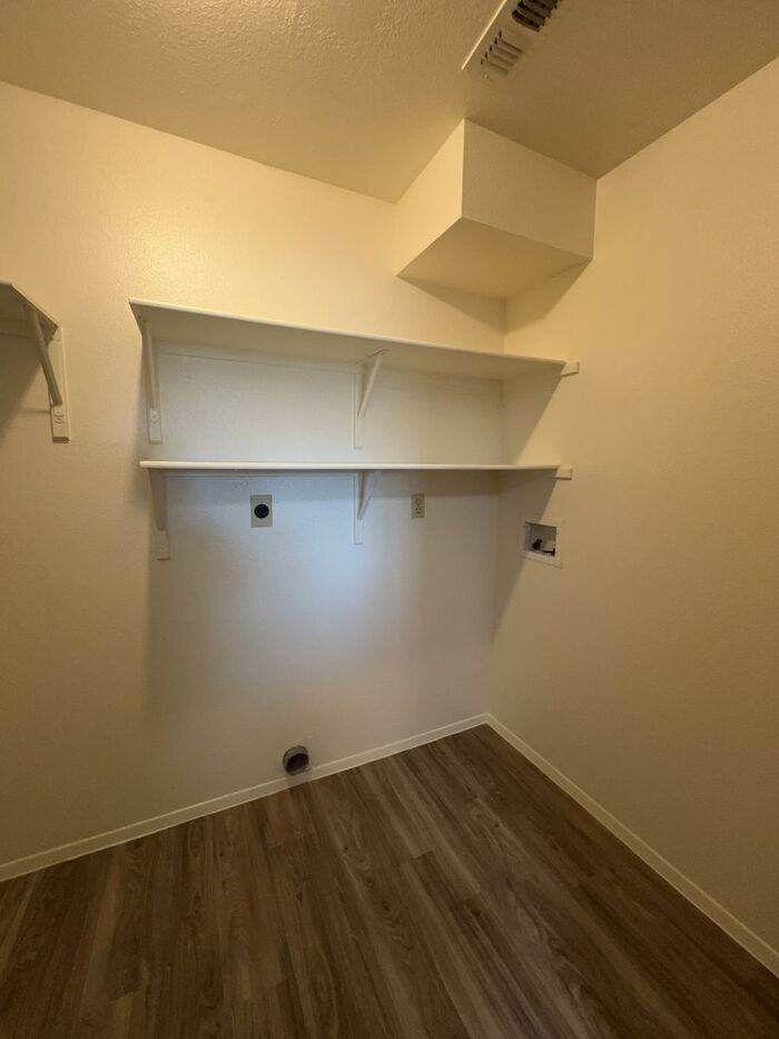 202 Dunn Ct - Photo 5 of 7