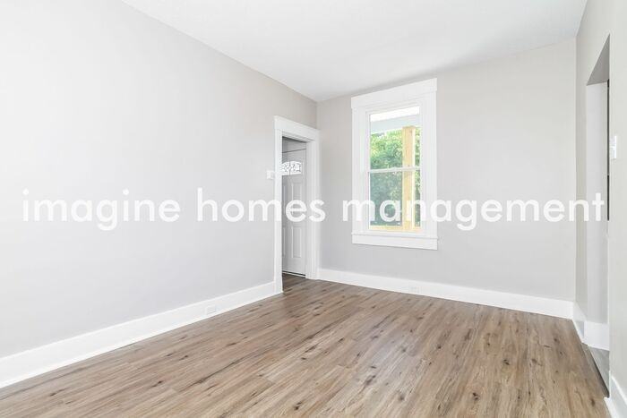 4601 Thoburne St - Photo 6 of 20