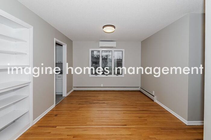 14008 Knollway Dr S - Photo 5 of 15