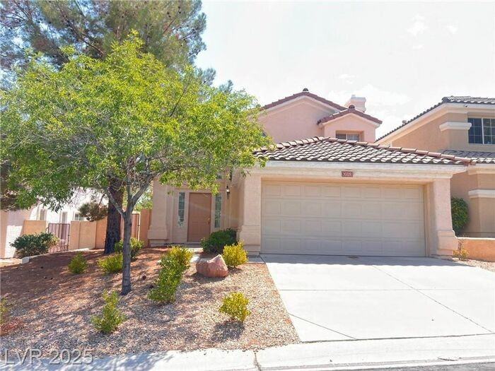 10229 Abano Ct - Photo 2 of 32