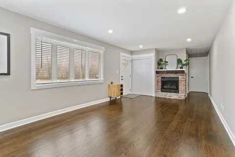 635 S Jackson St #NA - Photo 2 of 12