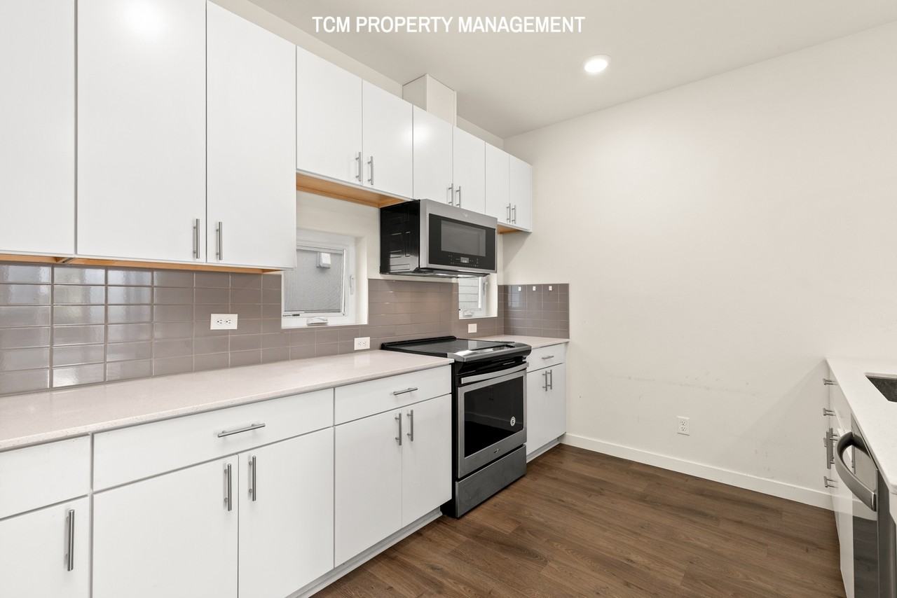 7134 Beacon Ave S #C - Photo 5 of 20