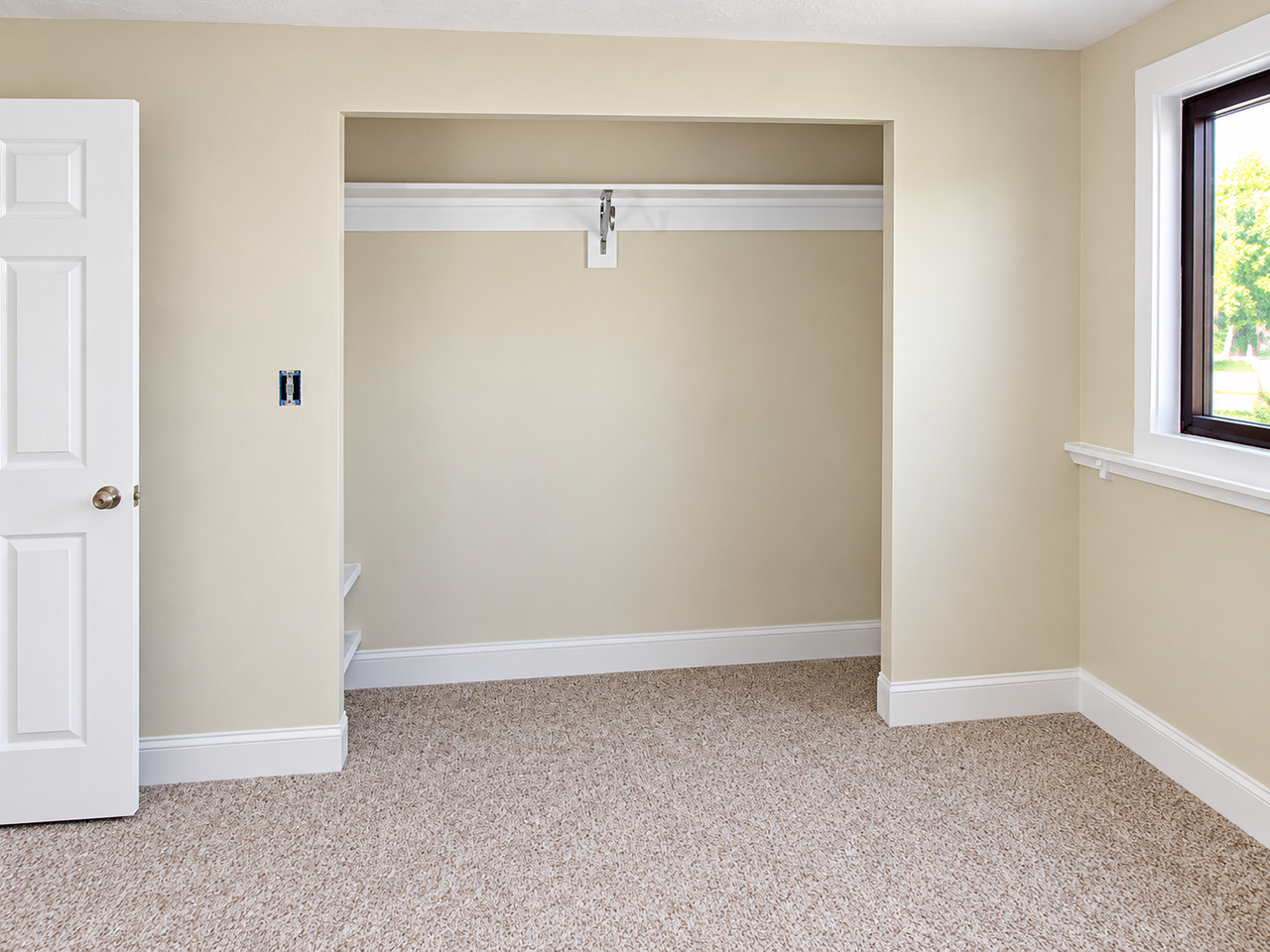 393 Washington St #2 - Photo 4 of 8