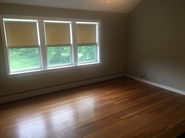 14 Union St - Photo 3 of 8