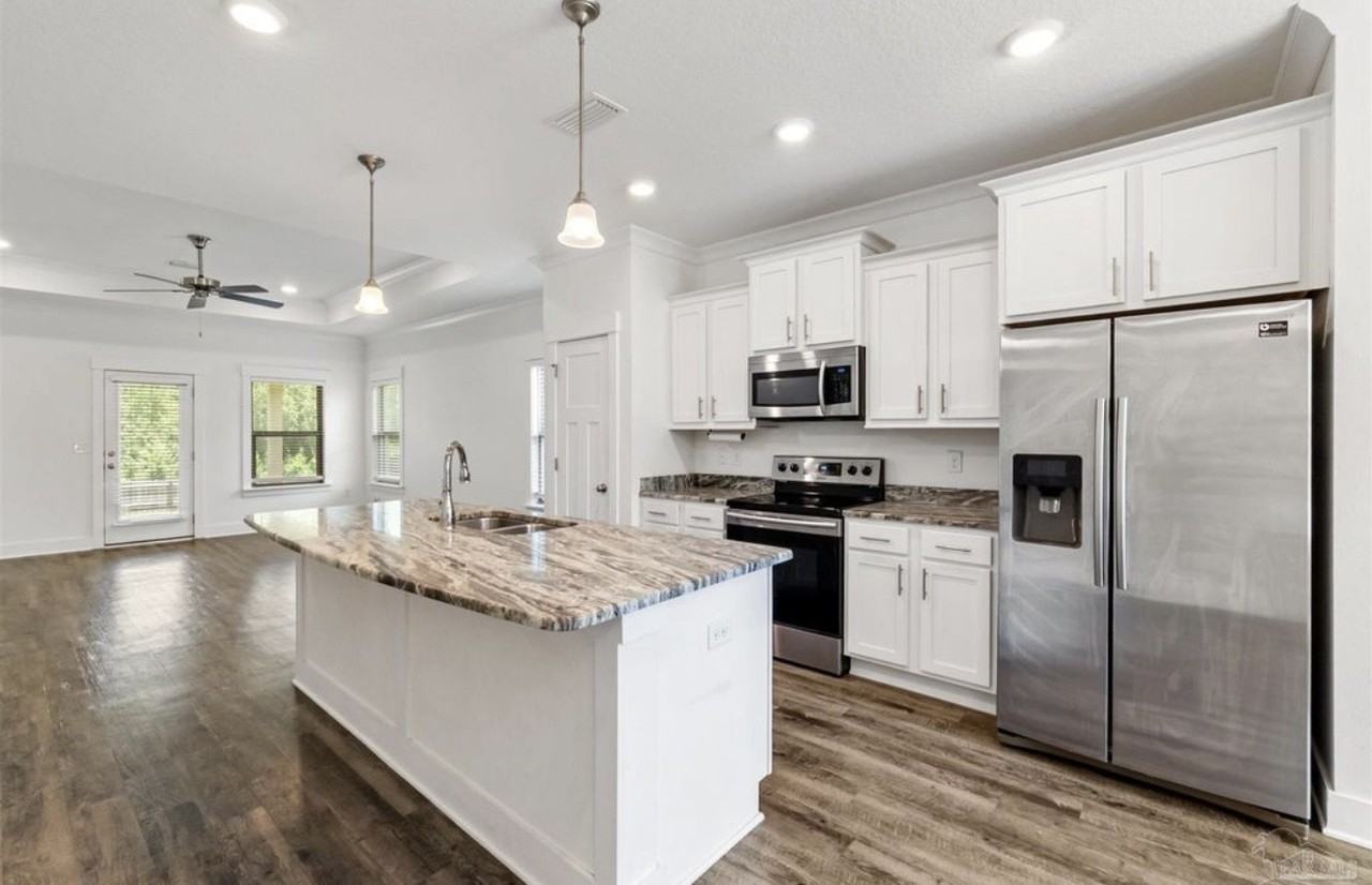 424 Pemberton Ln #NA - Photo 2 of 16