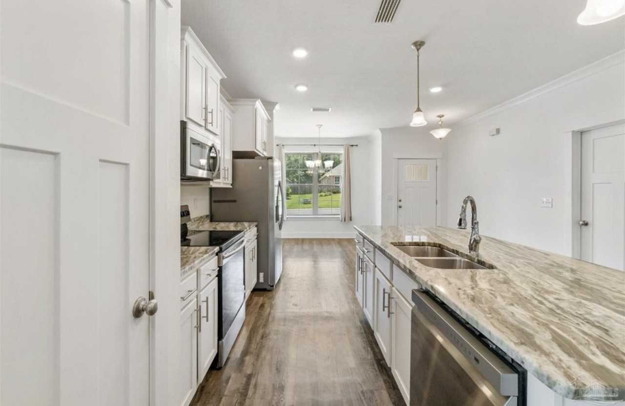 424 Pemberton Ln #NA - Photo 6 of 16