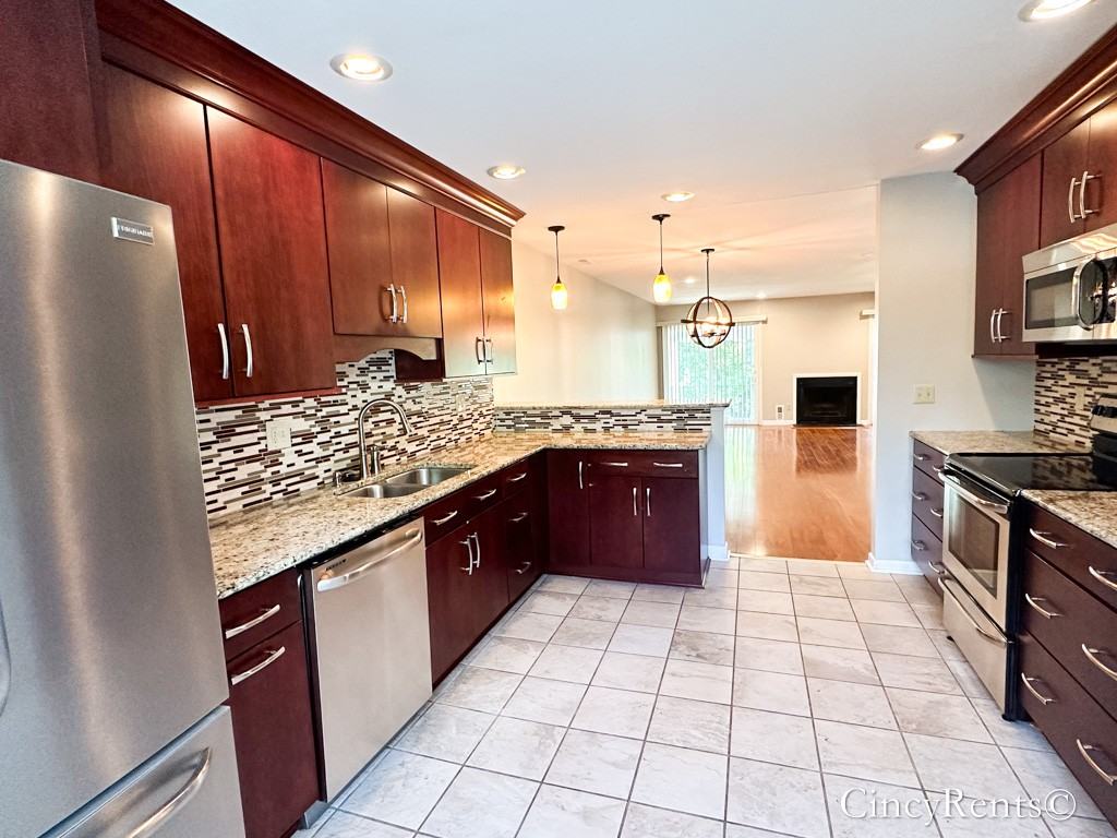 3471 Forestoak Ct #3471 - Photo 7 of 29