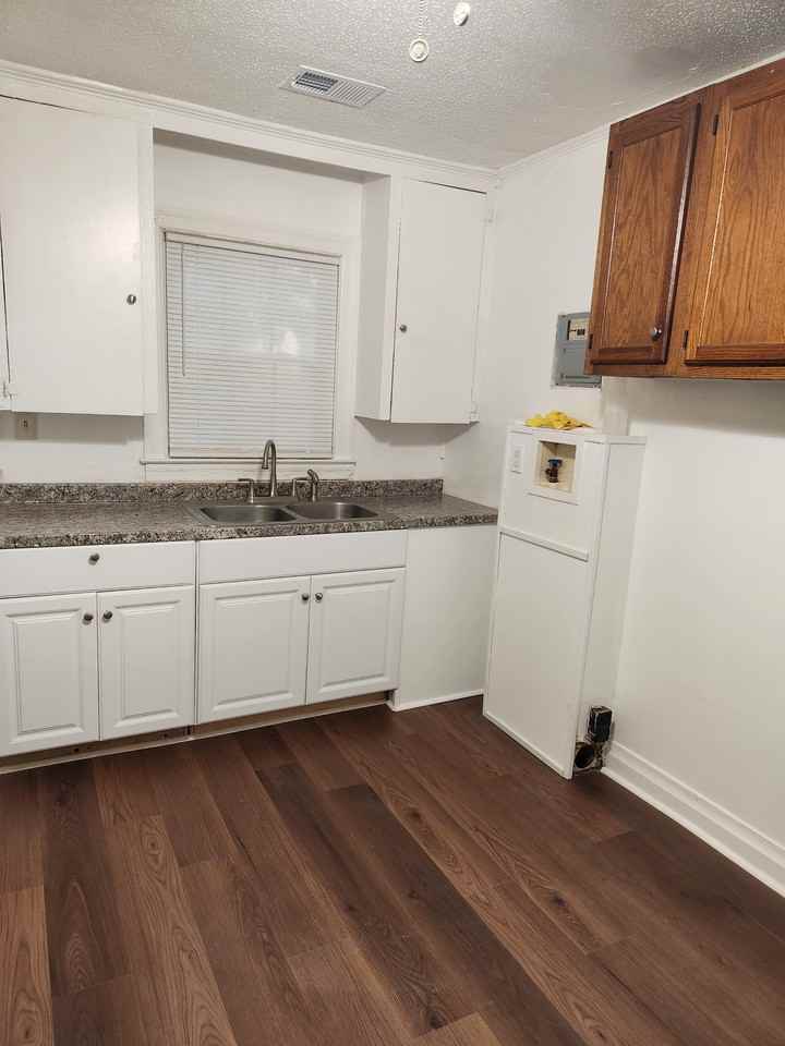 1037 Kohler Ave #1037 - Photo 4 of 13