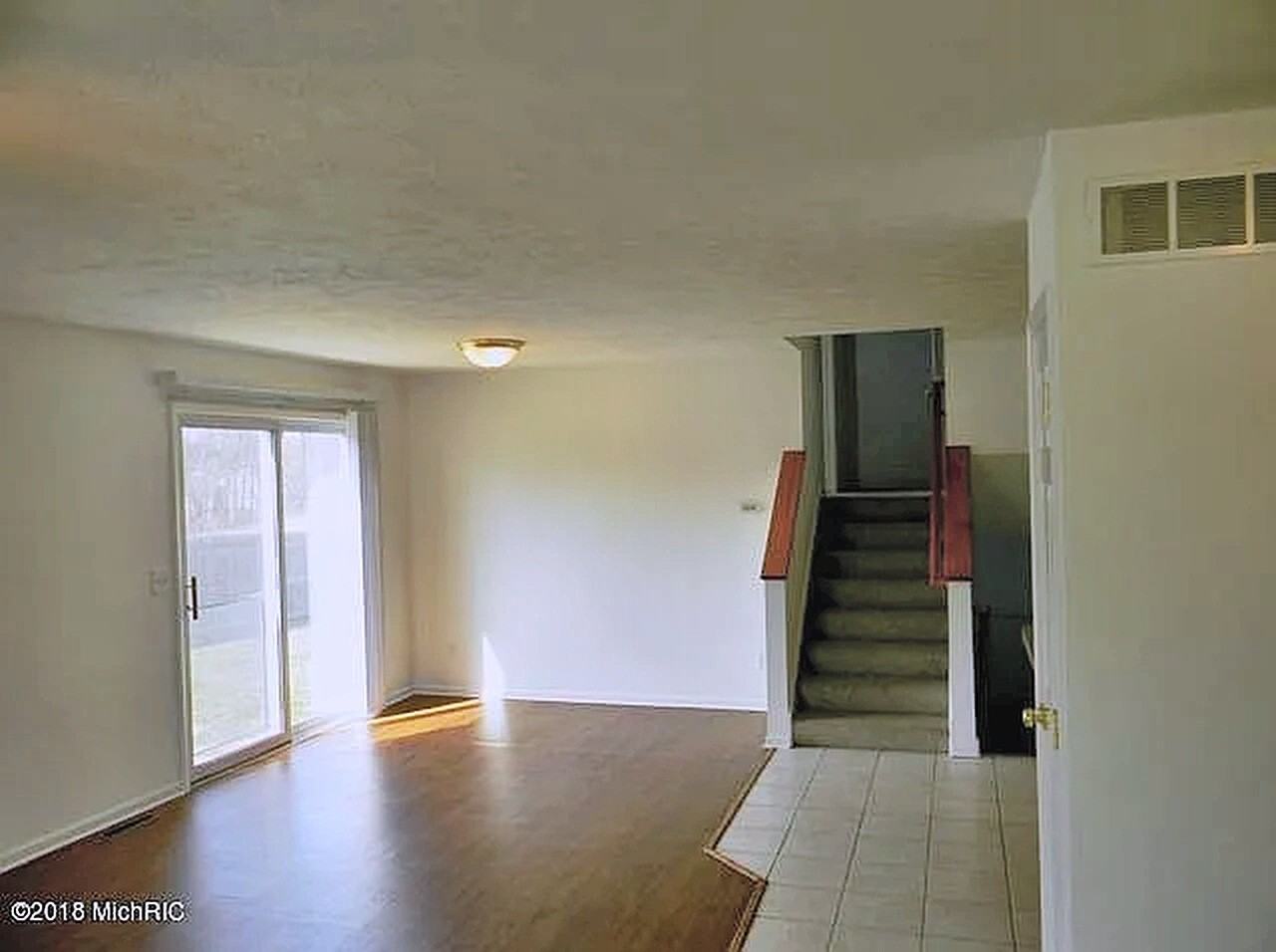 763 76th St Se #763 - Photo 2 of 10