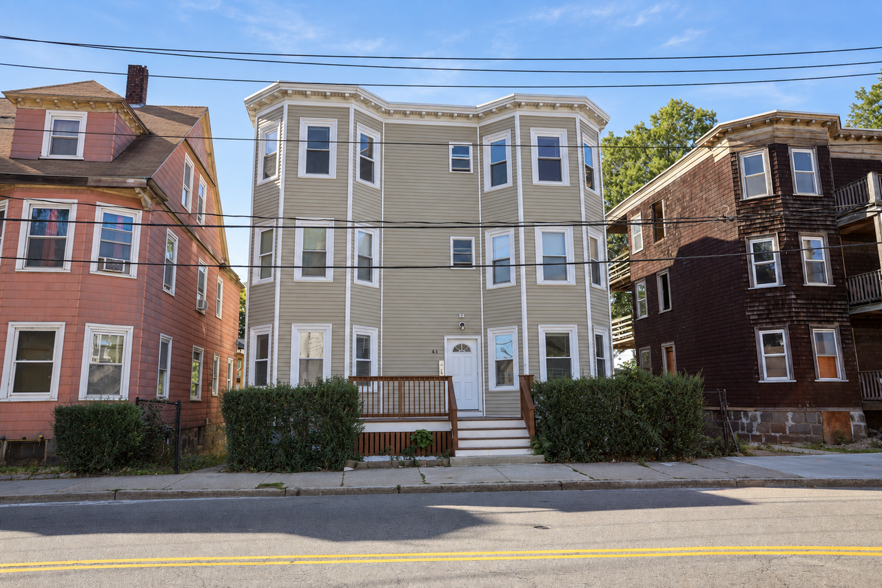 41 Harvard St #1 - Photo 2 of 13