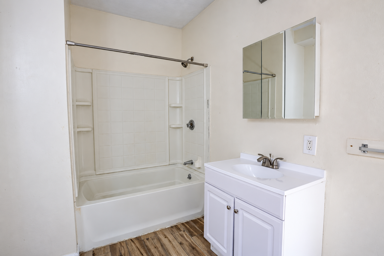41 Harvard St #1 - Photo 4 of 13