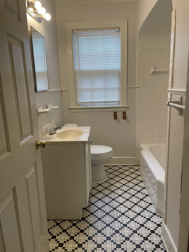3757 Faxon Ave #NA - Photo 2 of 9