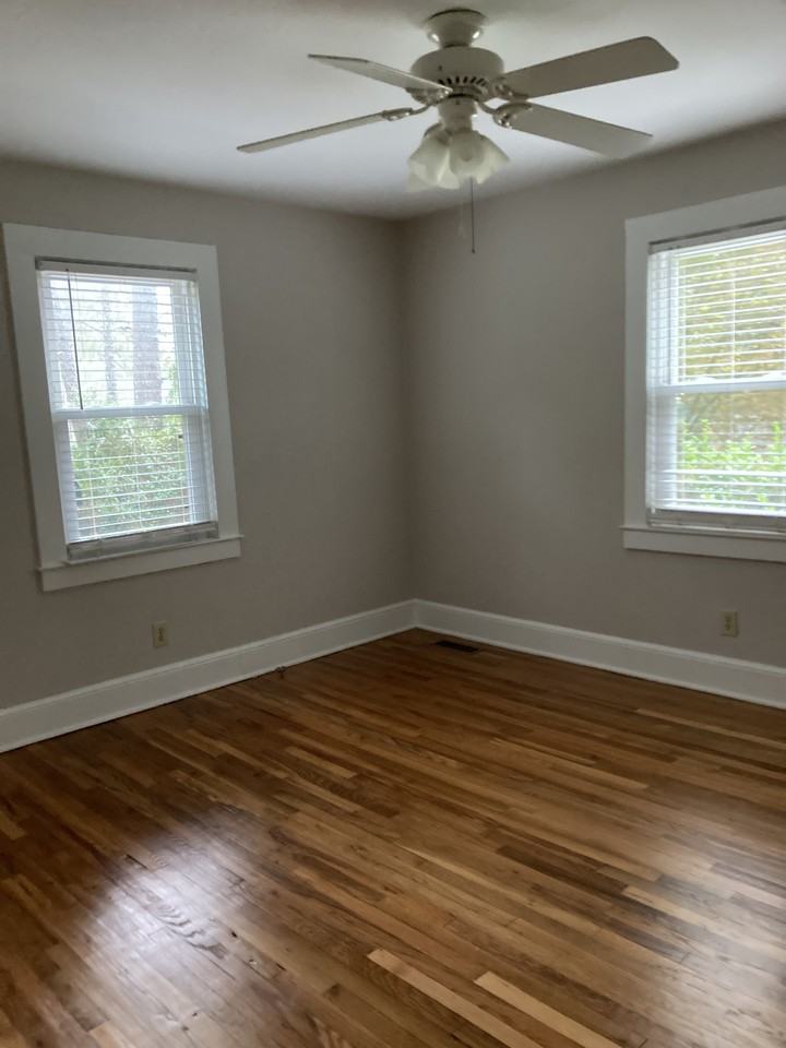 860 N Ridge St #NA - Photo 6 of 8