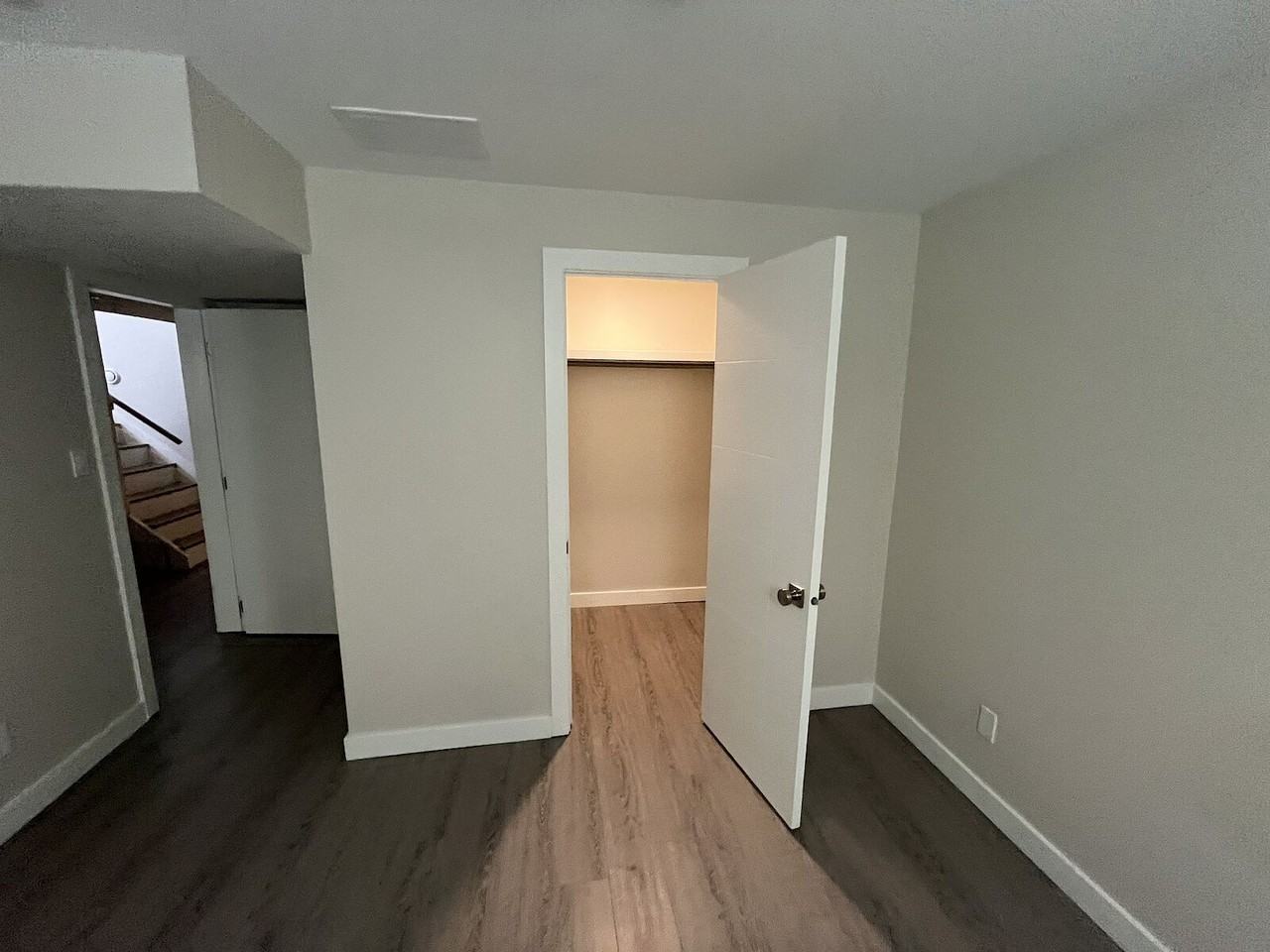 8952 155 St Nw - Photo 3 of 17