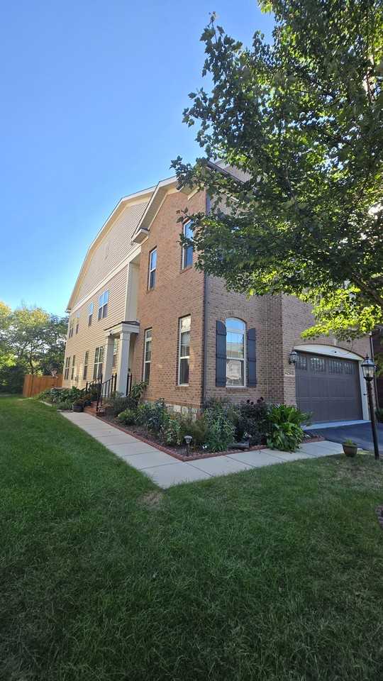 42568 Dreamweaver Dr - Photo 3 of 43