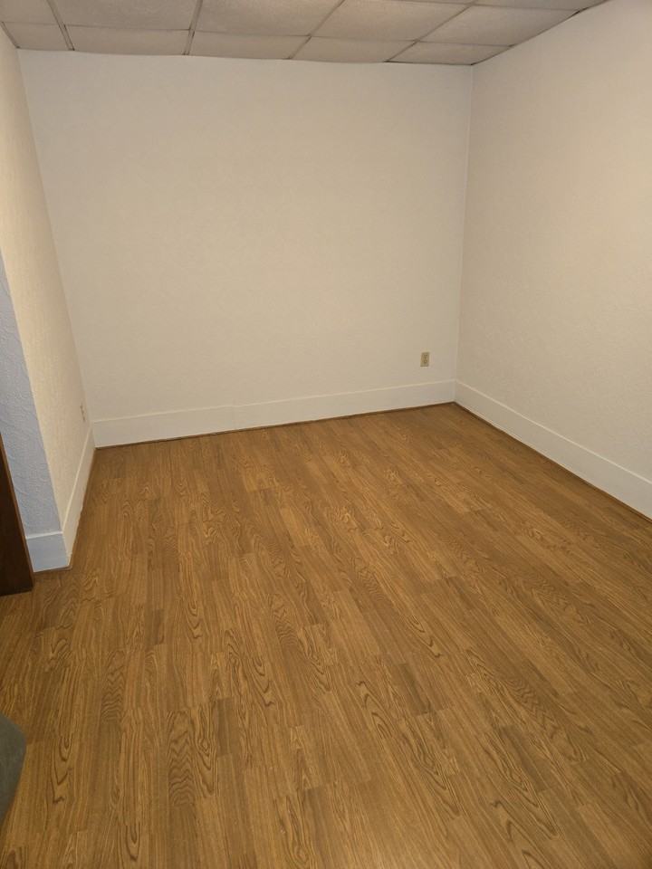 205 Pine St #1 - Photo 4 of 4
