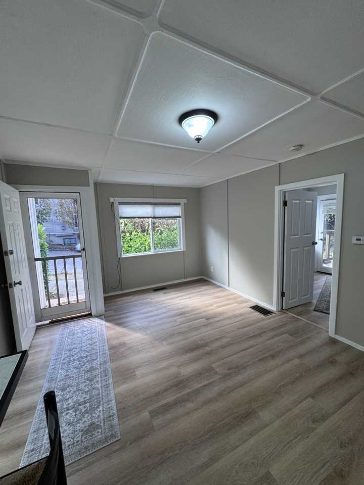4420 Sw Oregon St #NA - Photo 3 of 14