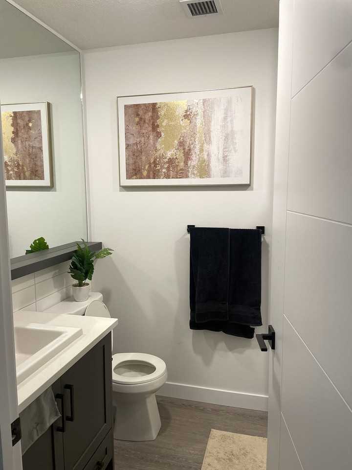 512 - 3932 Univ Ave NW - Photo 6 of 7