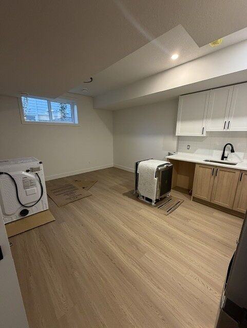 4308 72 St Nw - Photo 4 of 9