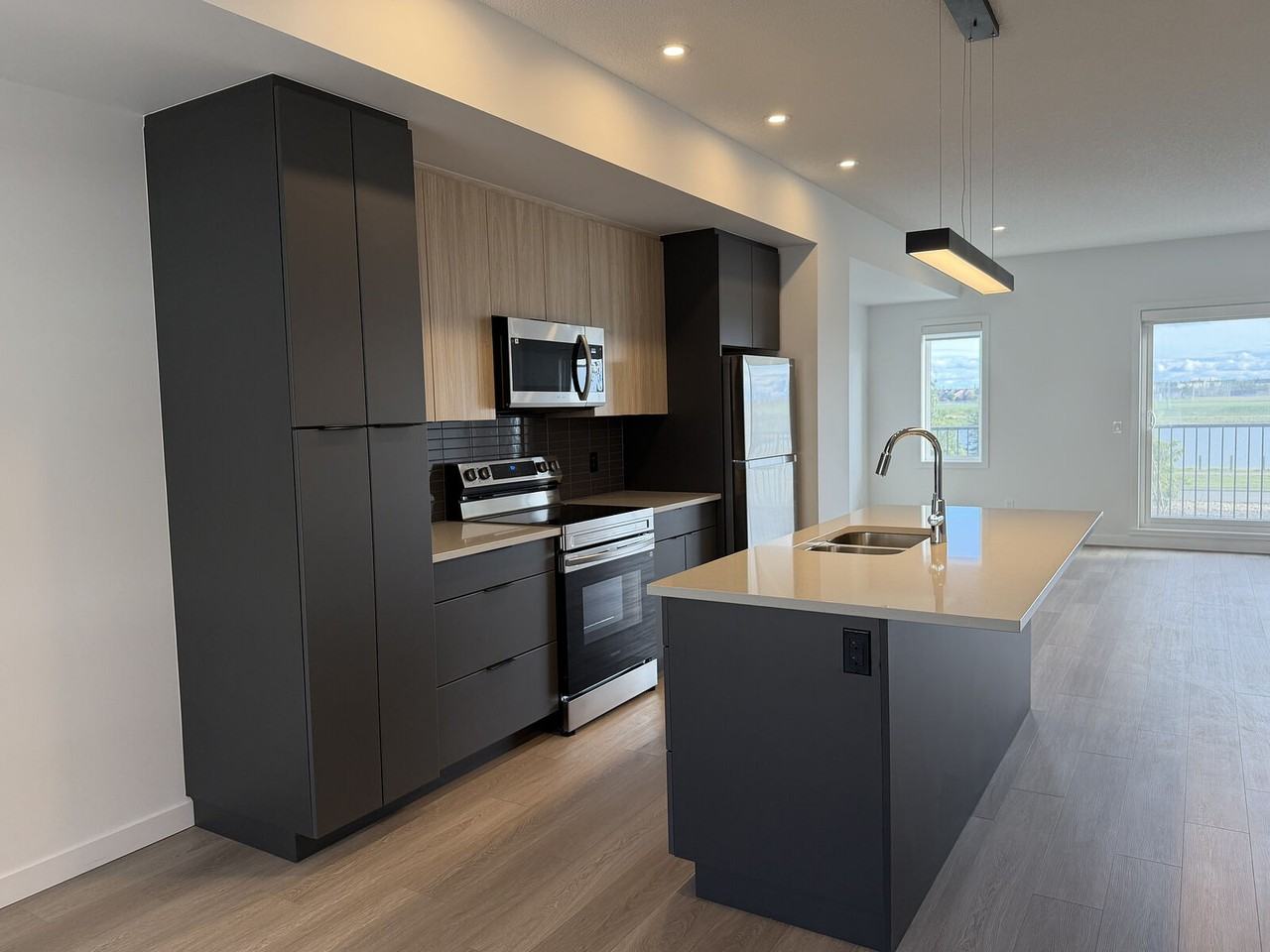 1534 - 1534 Bayside Ave Sw - Photo 4 of 33